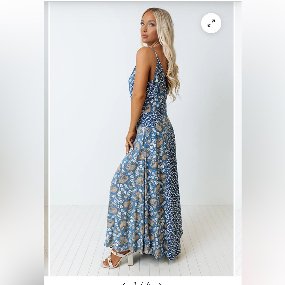 Millibon Blue Floral Maxi Dress - Picture 4 of 16